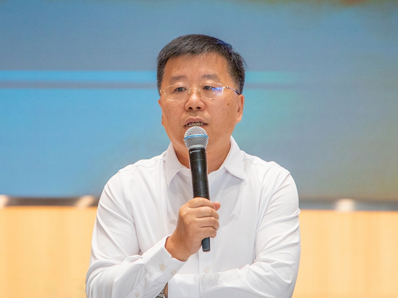 伊之密董事副總經理、注塑機事業(yè)部總經理張濤先生