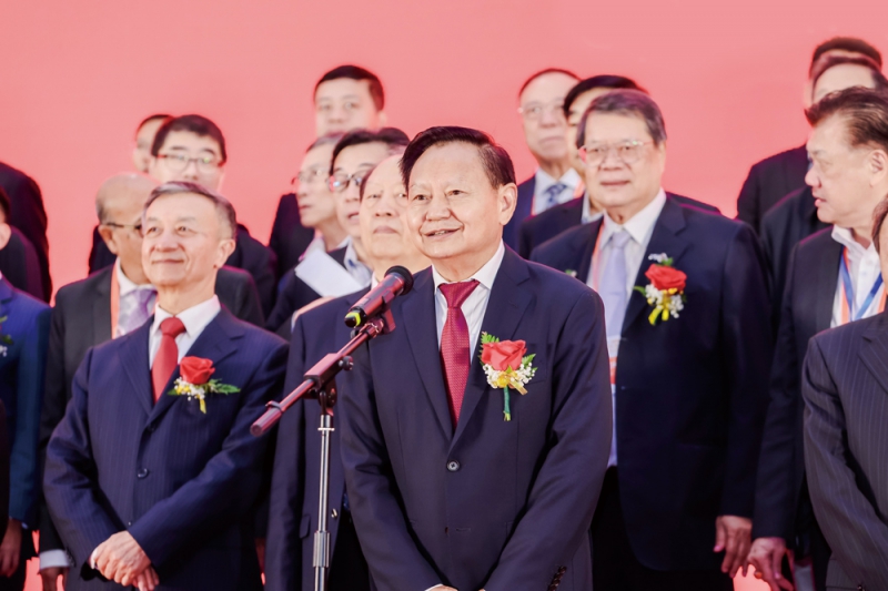 中國(guó)輕工業(yè)聯(lián)合會(huì)黨委書記、會(huì)長(zhǎng)張崇和部長(zhǎng)宣布2024中國(guó)國(guó)際塑料展開(kāi)幕-拷貝